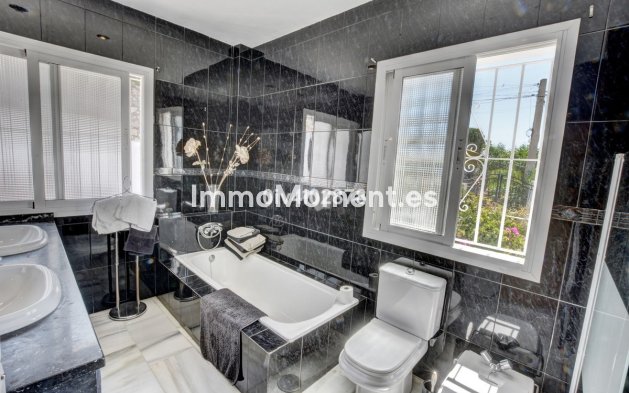 Wiederverkauf - Freistehende Villa - Benalmadena - La Capellania