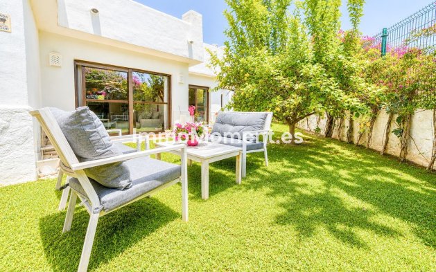 Resale - Apartment - Estepona - Estepona Centro