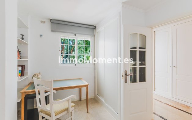 Reventa - Apartamento - Marbella - Nueva Andalucía