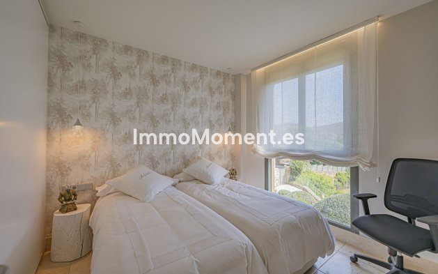 Reventa - Apartamento - Benahavís