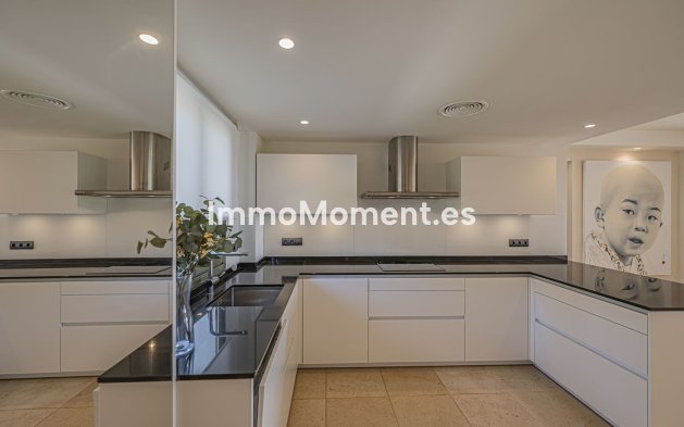Reventa - Apartamento - Benahavís