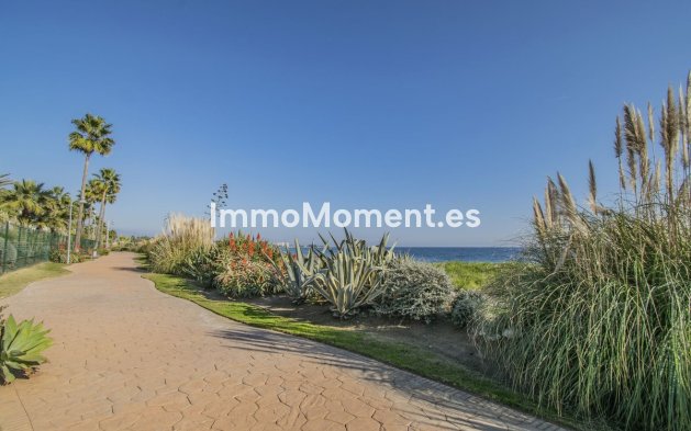 Wiederverkauf - Wohnung - Estepona  - Costalita