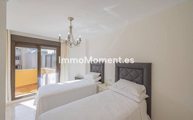 Wiederverkauf - Wohnung - Estepona  - Costalita