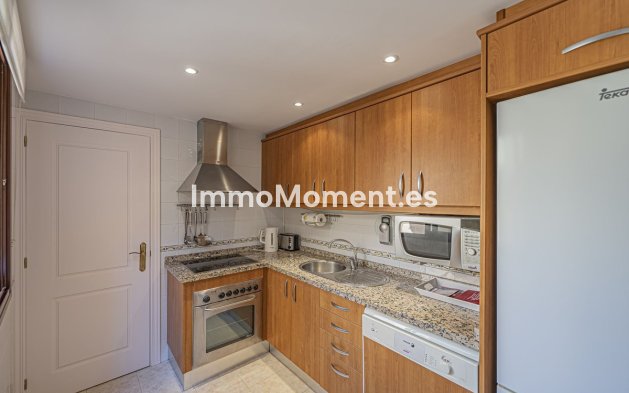 Wiederverkauf - Wohnung - Estepona  - Costalita