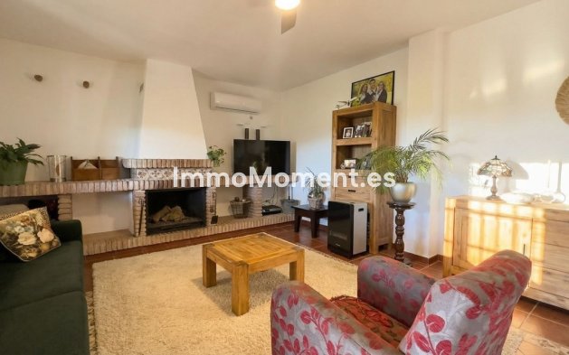 Revente - Maison de campagne - Intérieur                       - Alora