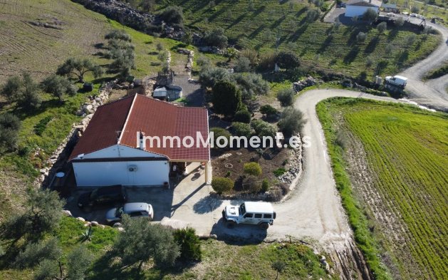Revente - Maison de campagne - Intérieur                       - Alora