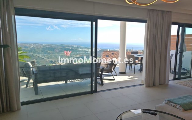 Resale - Apartment - Mijas - Calanova Golf