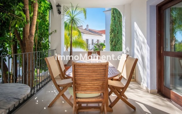 Wiederverkauf - Freistehende Villa - Estepona  - New Golden Mile