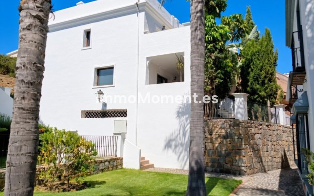 Wiederverkauf - Freistehende Villa - Estepona  - New Golden Mile