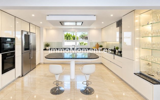 Wiederverkauf - Freistehende Villa - Marbella - El Rosario