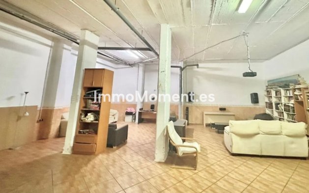 Wiederverkauf - Wohnung - Estepona  - Estepona Centro