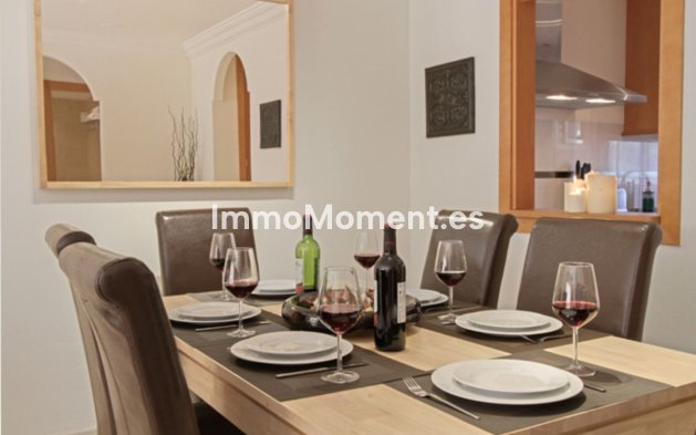 Wiederverkauf - Wohnung - Marbella - Nueva Andalucía