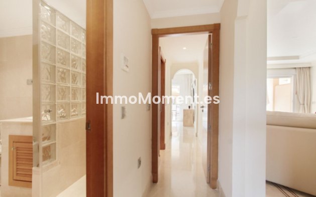 Wiederverkauf - Wohnung - Marbella - Nueva Andalucía