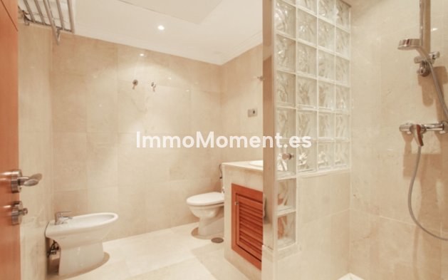 Wiederverkauf - Wohnung - Marbella - Nueva Andalucía