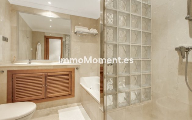 Wiederverkauf - Wohnung - Marbella - Nueva Andalucía