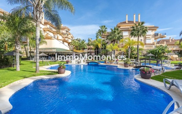 Wiederverkauf - Wohnung - Marbella - Nueva Andalucía