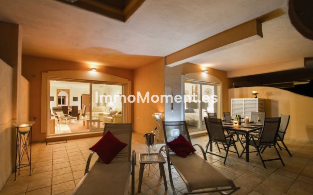 Wiederverkauf - Wohnung - Marbella - Nueva Andalucía