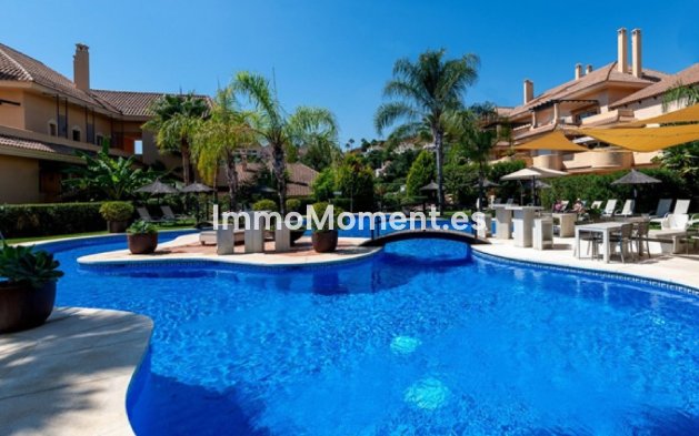 Wiederverkauf - Wohnung - Marbella - Nueva Andalucía