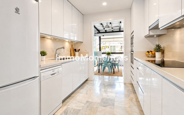 Reventa - Apartamento - Estepona  - Bel Air