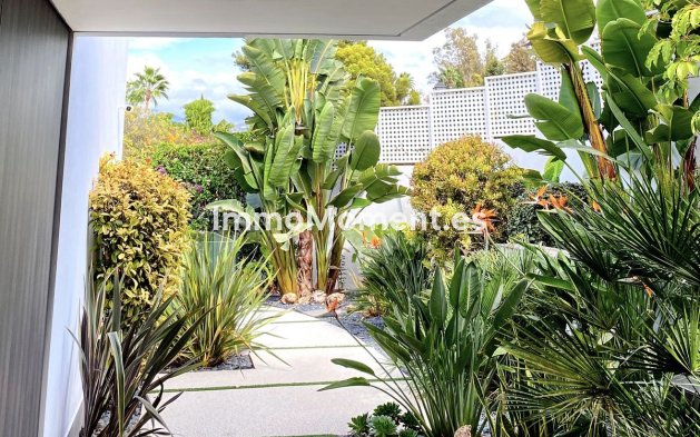 Revente - Villa individuelle - Estepona  - New Golden Mile