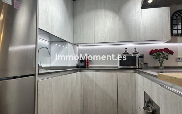 Revente - Appartement - Marbella - Nueva Andalucía
