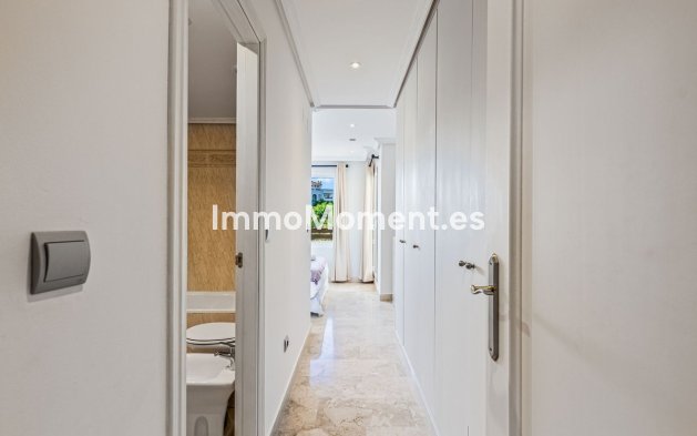 Wiederverkauf - Wohnung - Estepona  - Estepona Centro