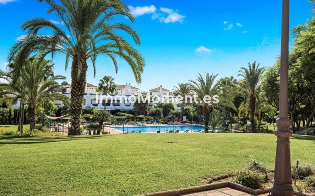 Wiederverkauf - Wohnung - Estepona  - Estepona Centro