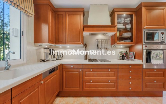 Bestaande woning - Vrijstaande villa - Marbella - Elviria