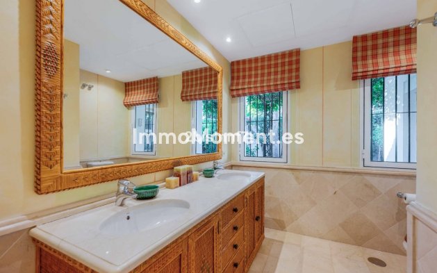 Bestaande woning - Vrijstaande villa - Marbella - Elviria