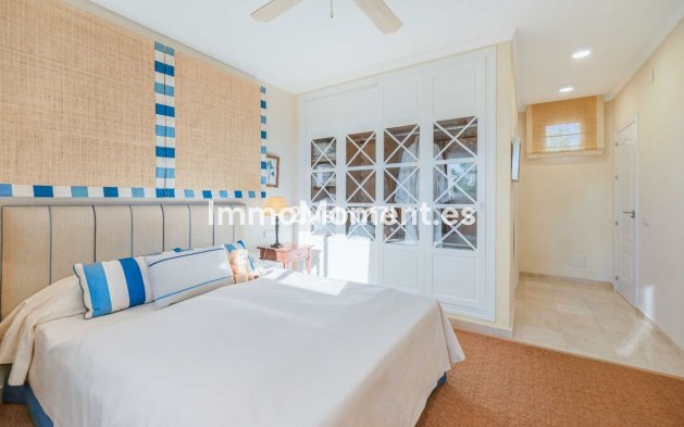 Bestaande woning - Vrijstaande villa - Marbella - Elviria