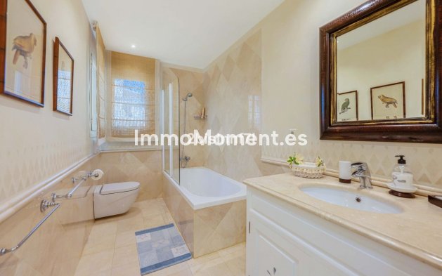 Bestaande woning - Vrijstaande villa - Marbella - Elviria