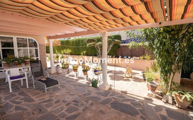 Wiederverkauf - Freistehende Villa - Orihuela Costa - La Regia