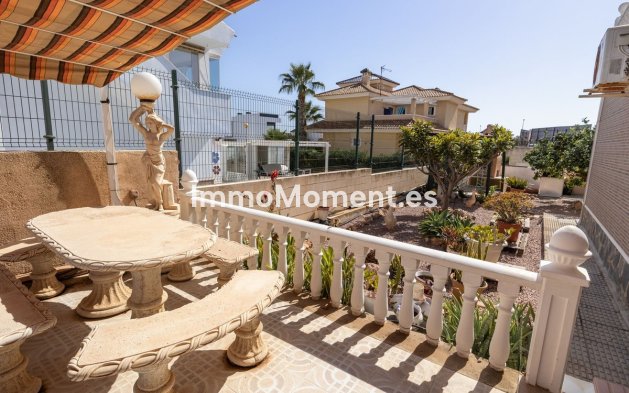 Wiederverkauf - Freistehende Villa - Orihuela Costa - La Regia