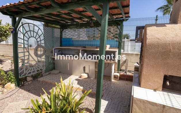Wiederverkauf - Freistehende Villa - Orihuela Costa - La Regia