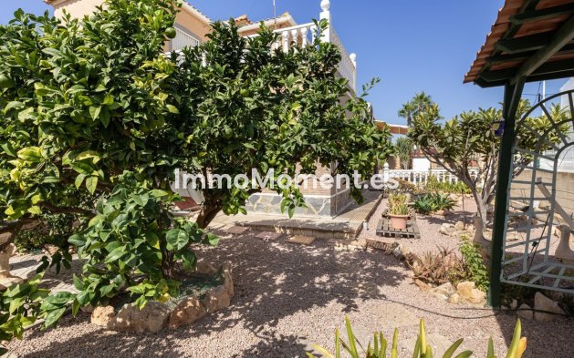 Wiederverkauf - Freistehende Villa - Orihuela Costa - La Regia