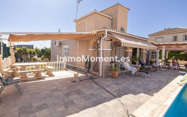 Wiederverkauf - Freistehende Villa - Orihuela Costa - La Regia