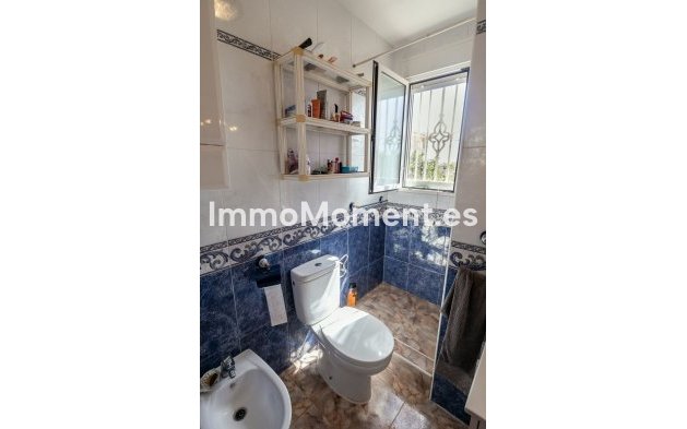 Wiederverkauf - Freistehende Villa - Orihuela Costa - La Regia