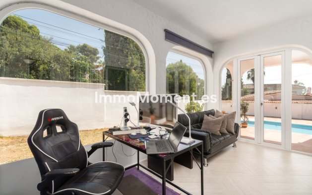 Wiederverkauf - Freistehende Villa - Benalmadena - Benalmadena Centro