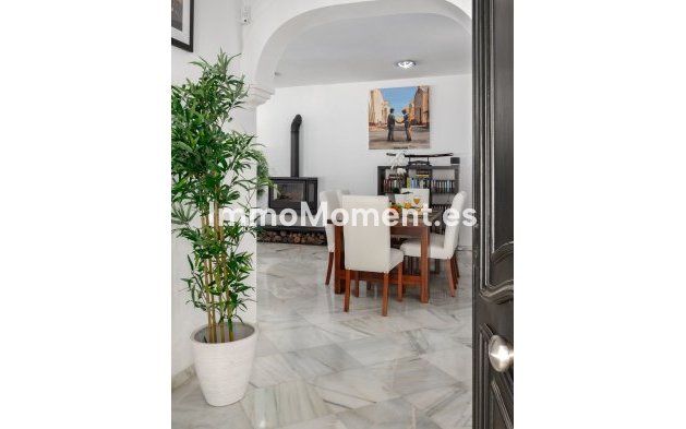 Wiederverkauf - Freistehende Villa - Benalmadena - Benalmadena Centro