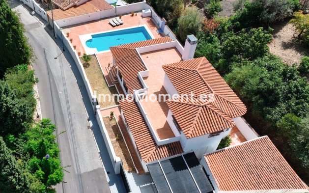 Wiederverkauf - Freistehende Villa - Benalmadena - Benalmadena Centro
