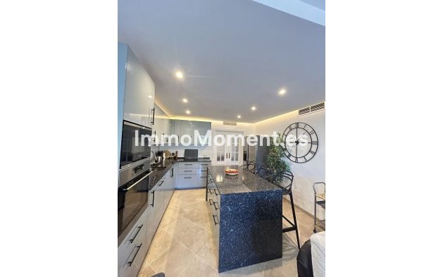 Resale - Apartment - Mijas Costa - Calahonda