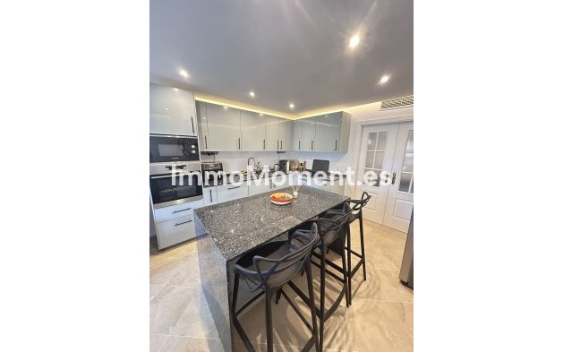 Resale - Apartment - Mijas Costa - Calahonda