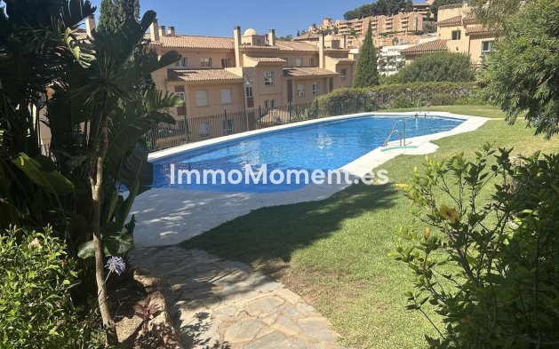 Resale - Apartment - Mijas Costa - Calahonda