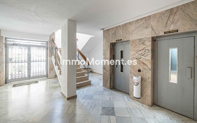 Resale - Apartment - Fuengirola - Fuengirola Centro