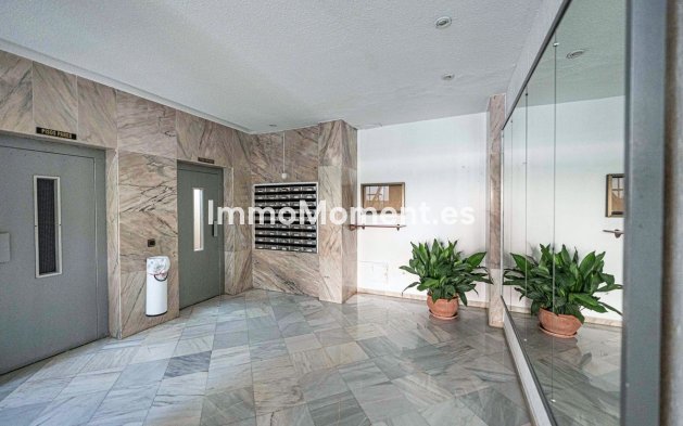Resale - Apartment - Fuengirola - Fuengirola Centro