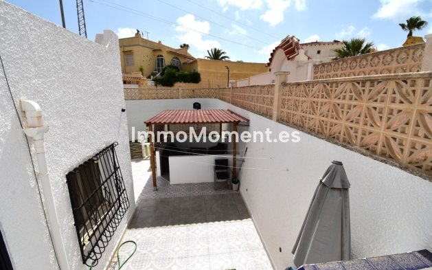 Wiederverkauf - Freistehende Villa - Orihuela Costa - Villamartín