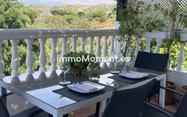Resale - Detached villa - Marbella - Elviria