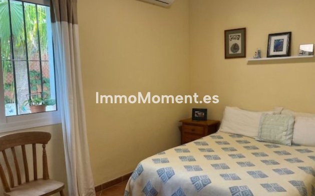 Resale - Detached villa - Marbella - Elviria