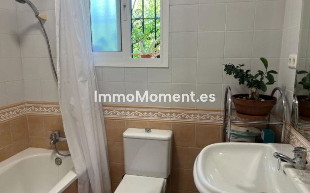 Resale - Detached villa - Marbella - Elviria