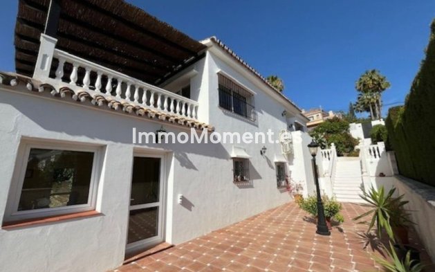 Resale - Detached villa - Marbella - Elviria